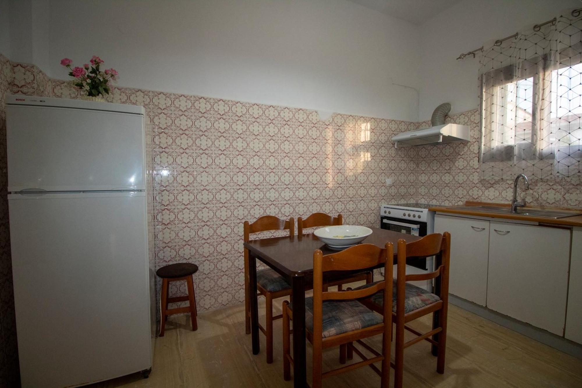 Harry'S Bar & Apartments 1 Acharavi  Ngoại thất bức ảnh
