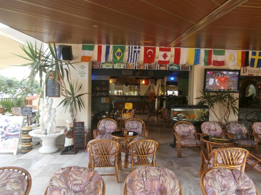 Harry'S Bar & Apartments 1 Acharavi  Ngoại thất bức ảnh